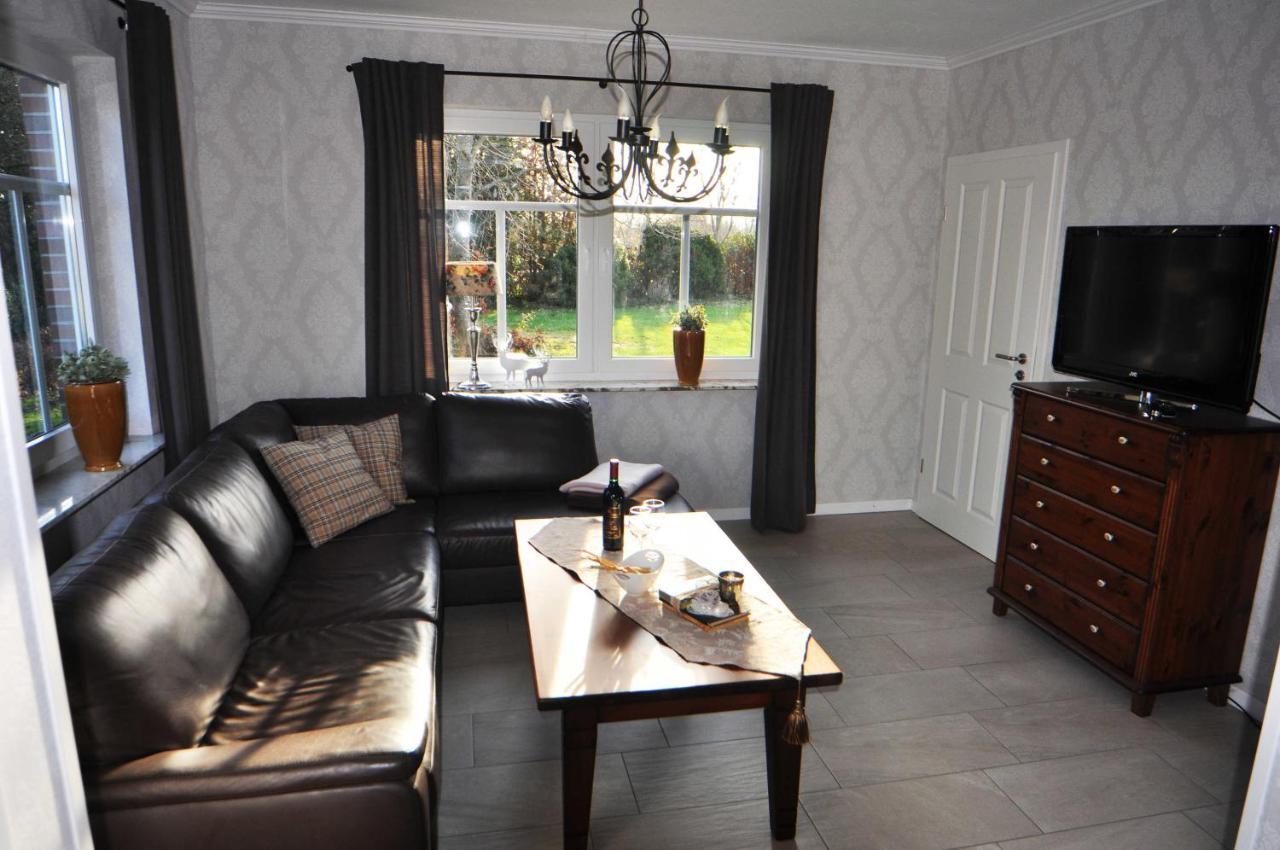 Ferienhaus Adamla, 65319 Moormerland Bagian luar foto