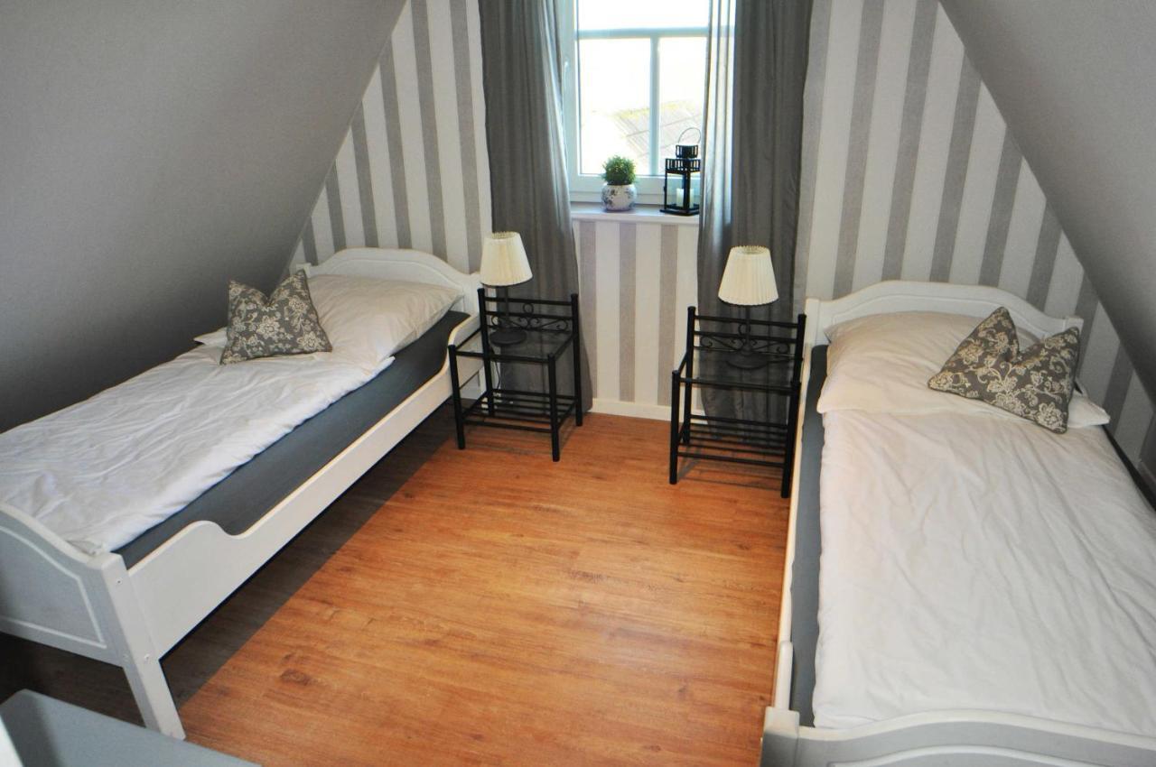 Ferienhaus Adamla, 65319 Moormerland Bagian luar foto